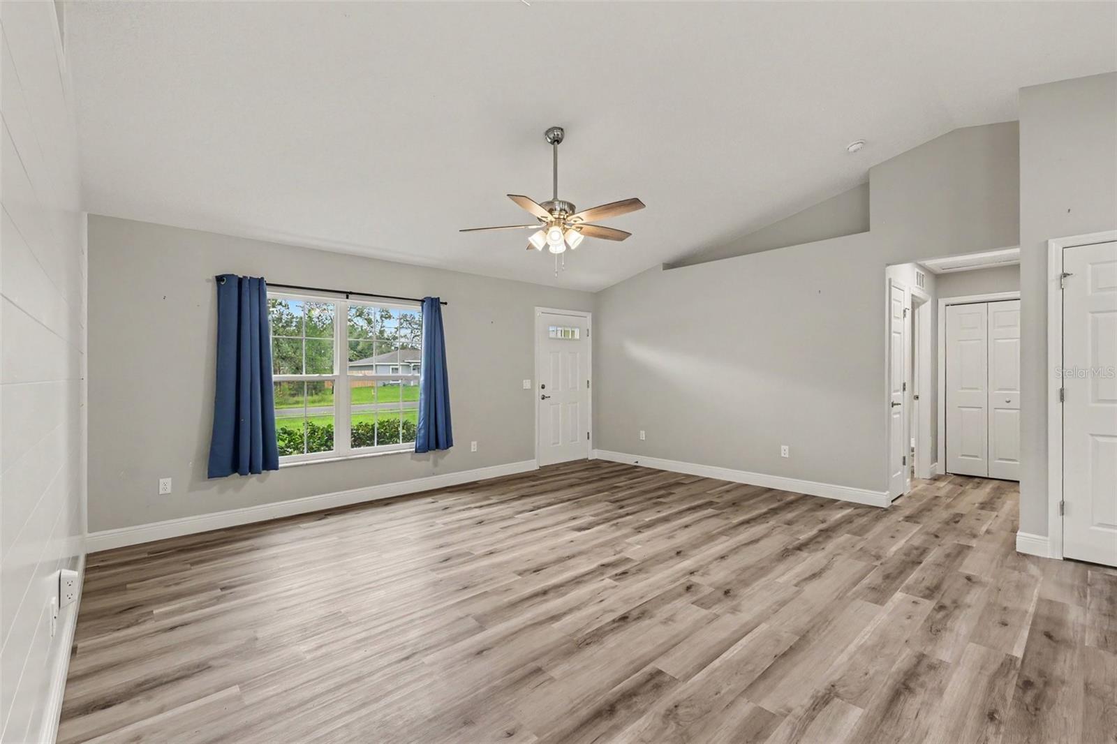 280 W Brimson Pl Property Photo 5