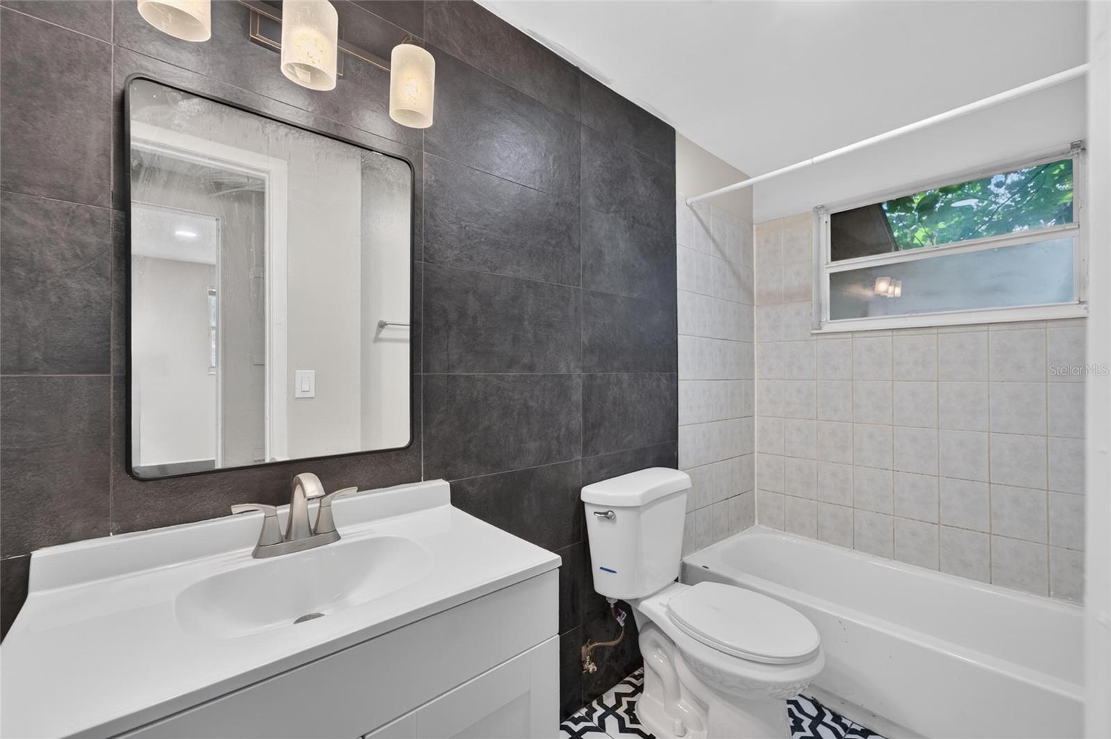 1703 E Idell St Property Photo 22