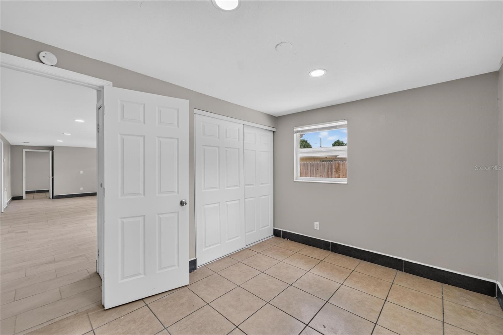 1703 E Idell St Property Photo 25