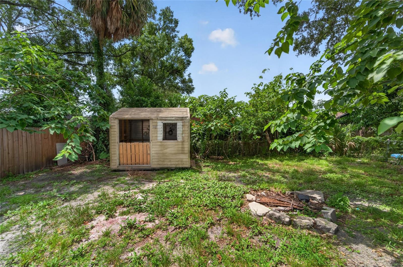 1703 E Idell St Property Photo 33