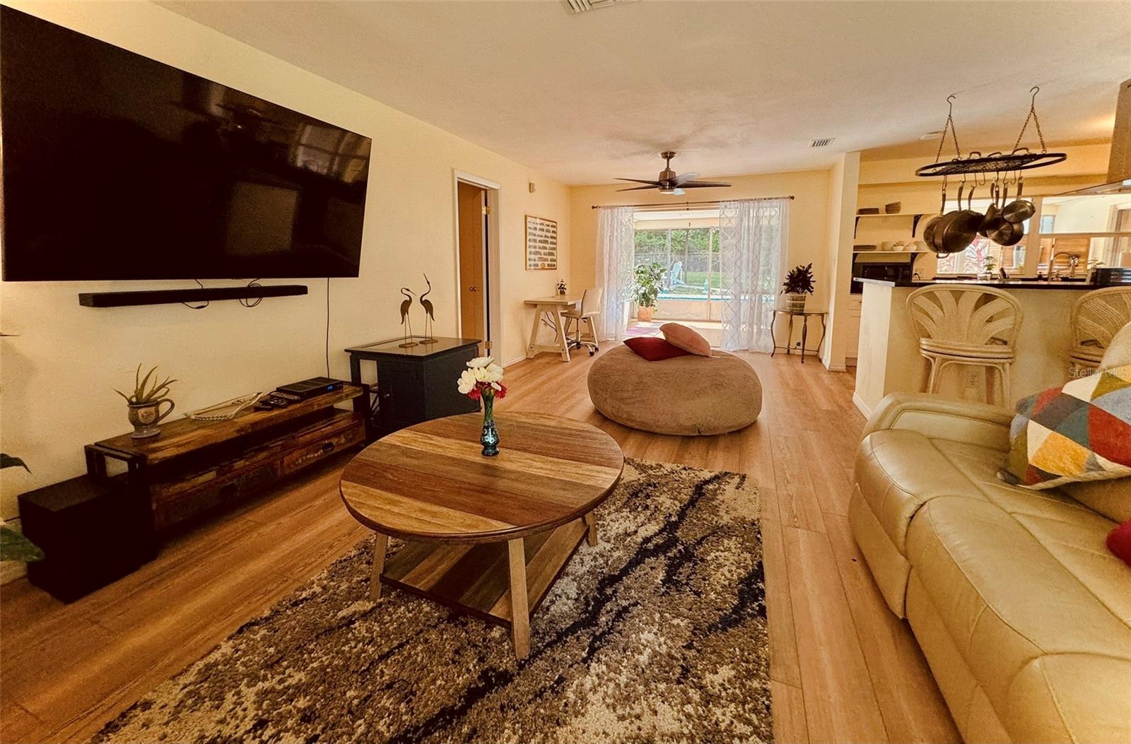 764 Forest Glen Rd Property Photo 12