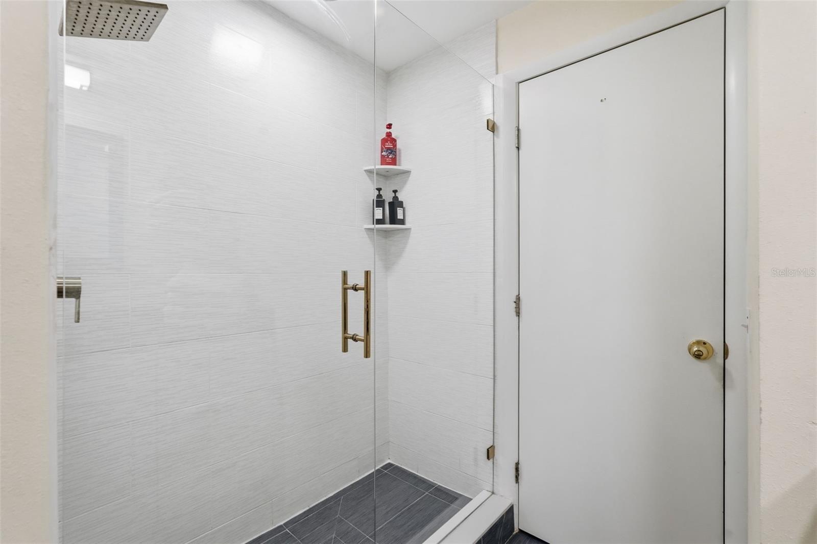 764 Forest Glen Rd Property Photo 18