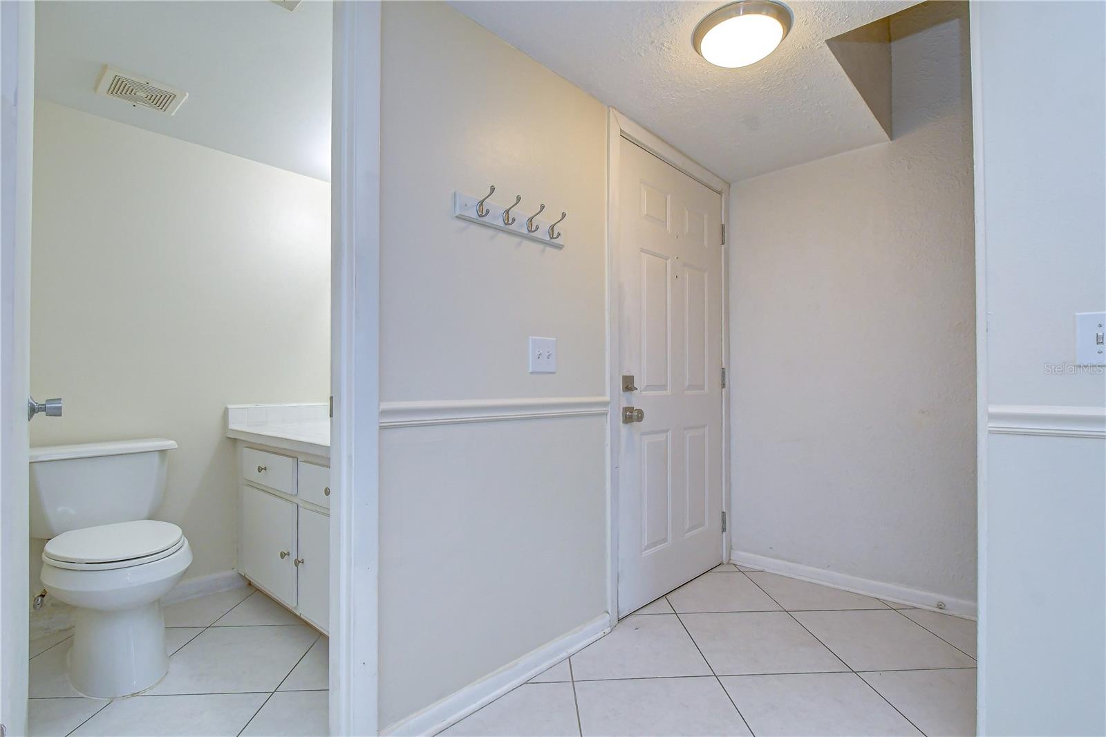 230 Cypress Pl Property Photo 18