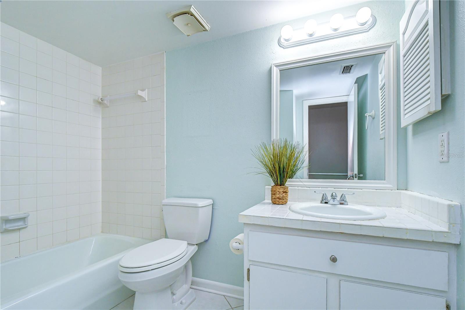 230 Cypress Pl Property Photo 31