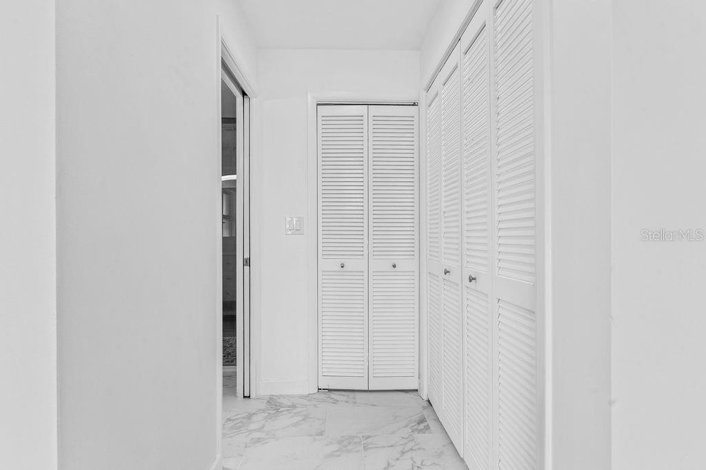 340 Palm Is Ne Property Photo 54