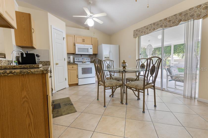 11251 Pickford St Property Photo 8