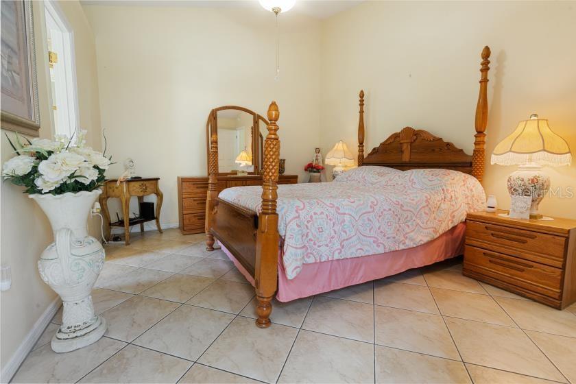 11251 Pickford St Property Photo 16