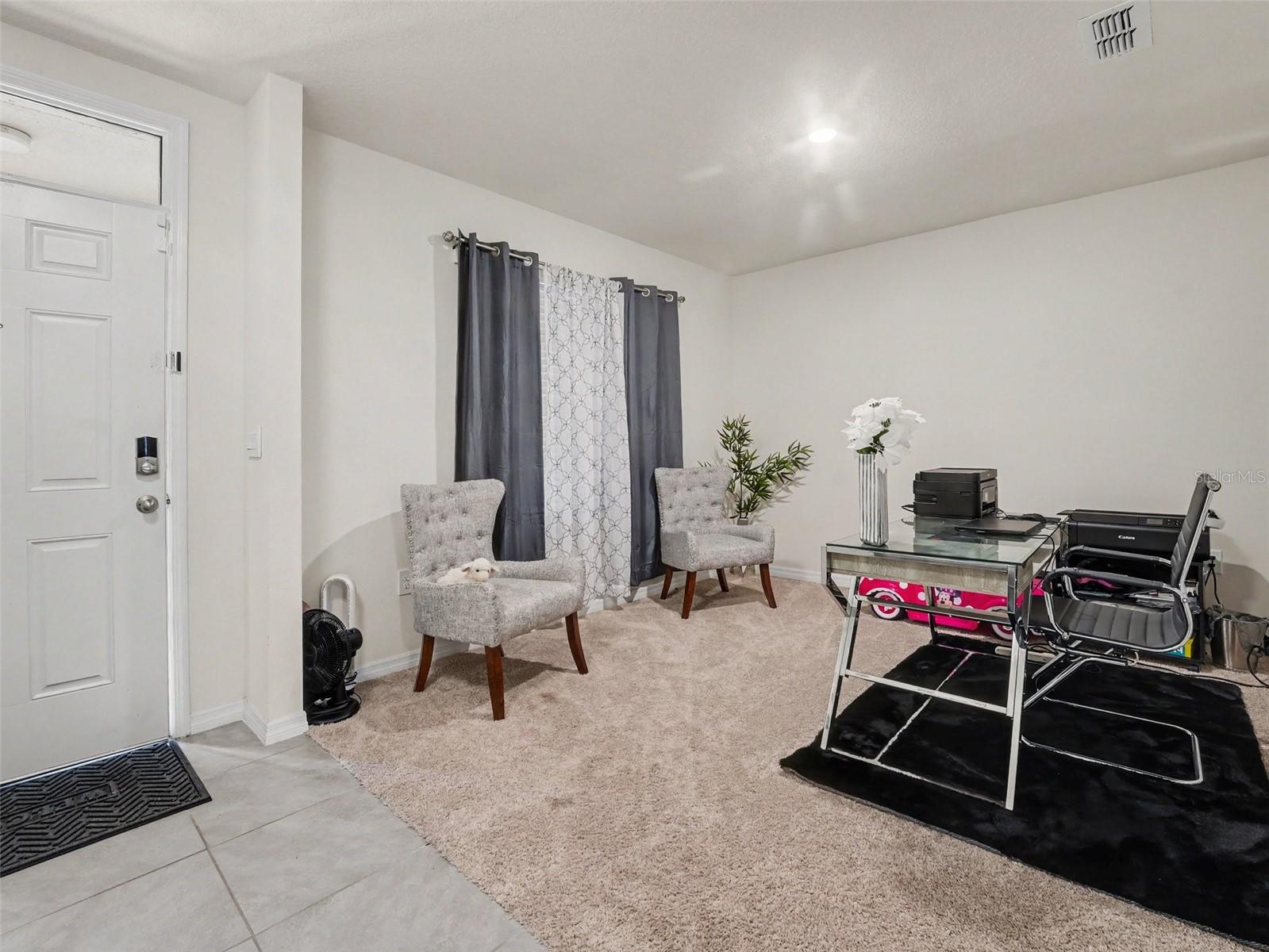 210 Meadowbrook Blvd Property Photo 3