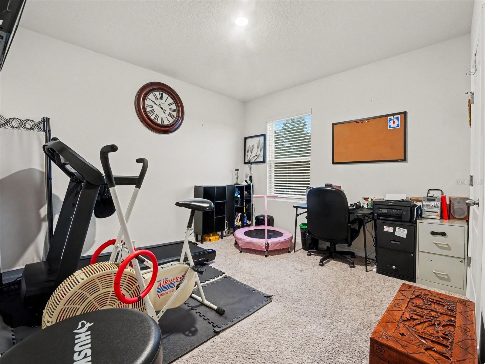 210 Meadowbrook Blvd Property Photo 14