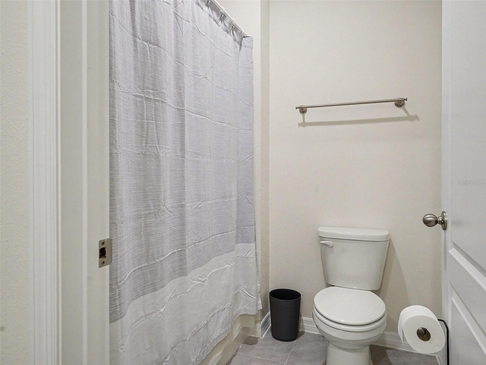 210 Meadowbrook Blvd Property Photo 16