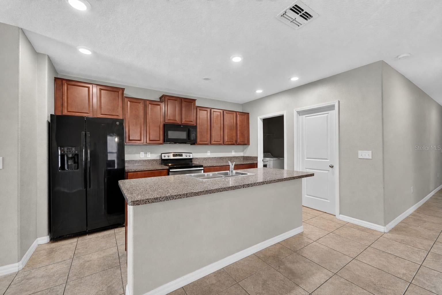 10210 Boggy Moss Dr Property Photo 11