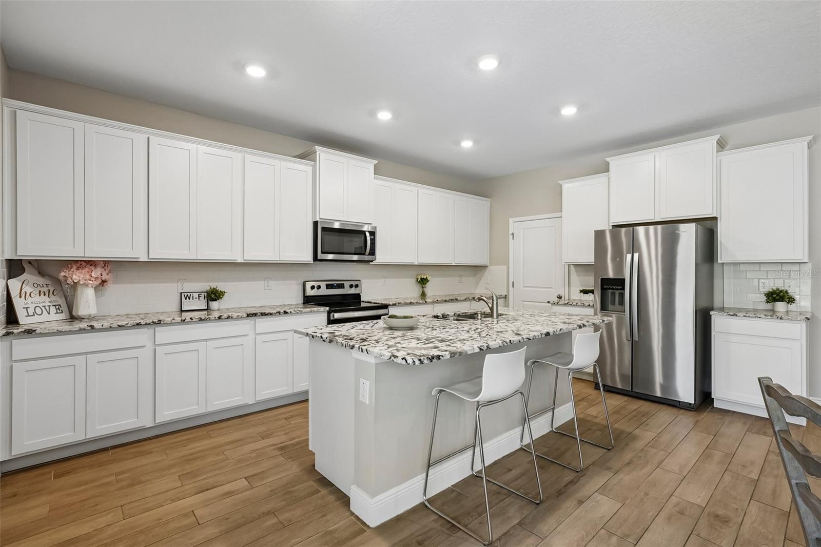 1297 Bering Rd Property Photo 11
