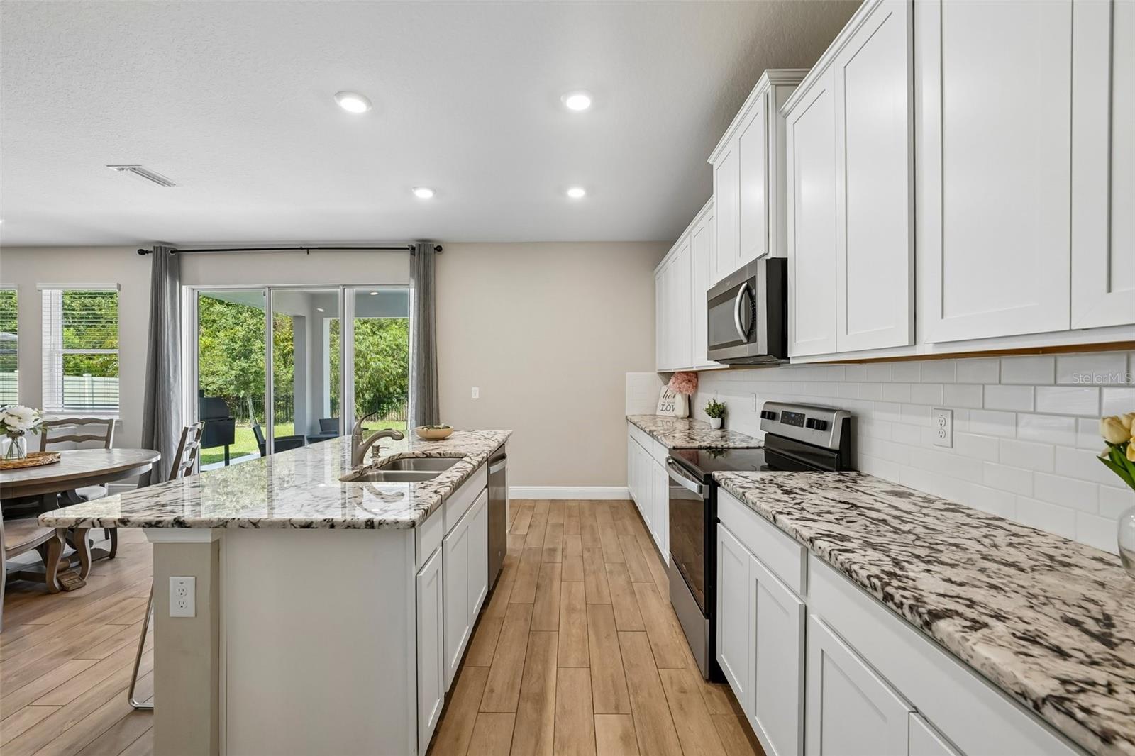 1297 Bering Rd Property Photo 13