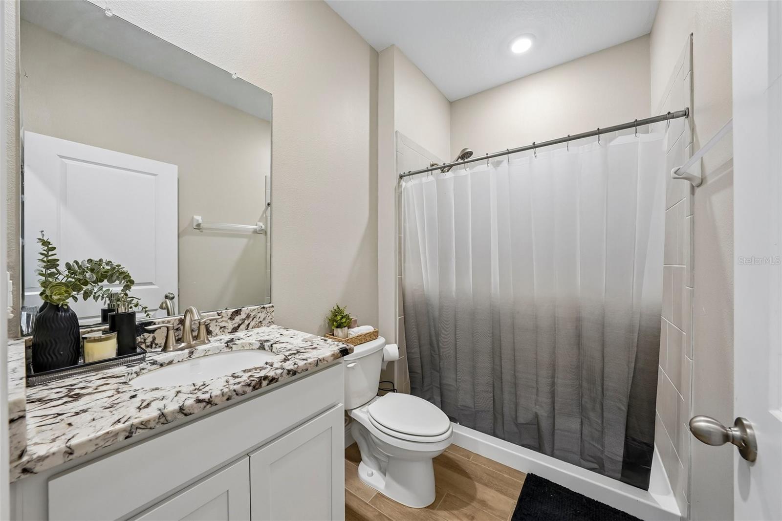 1297 Bering Rd Property Photo 38