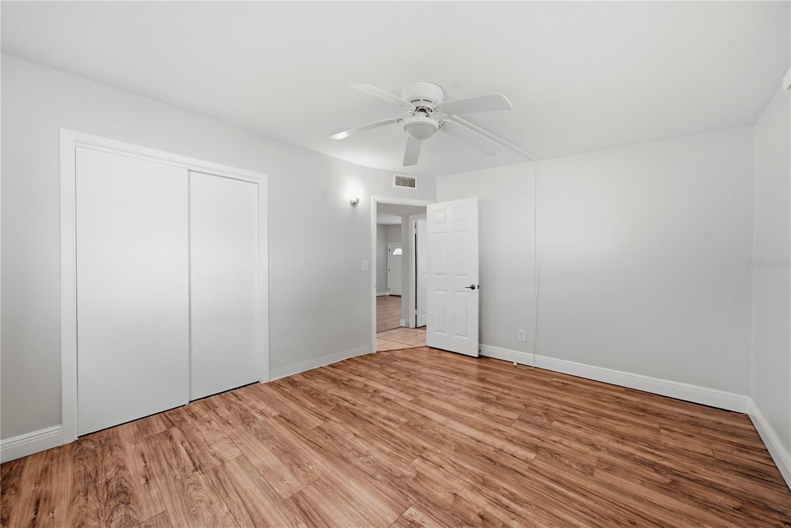 14190 Page Ave Property Photo 17