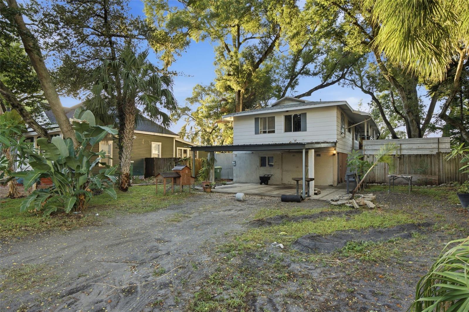 307 W ALFRED ST