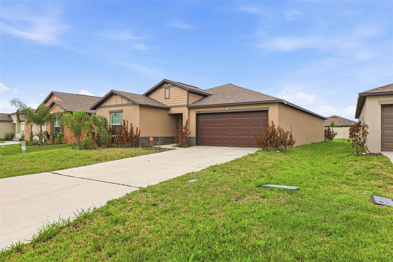 3607 Natural Trace St Property Photo 3