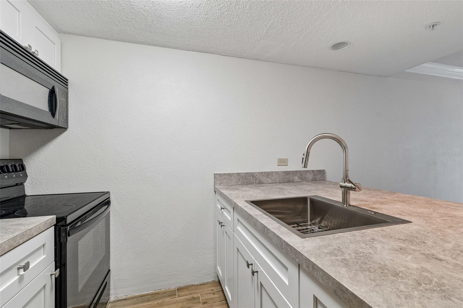 36750 Us Highway 19 N #11206 Property Photo 6