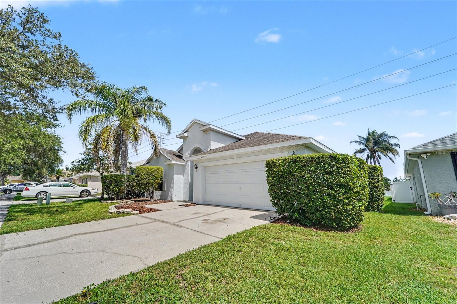 22901 Hawk Hill Loop Property Photo 3