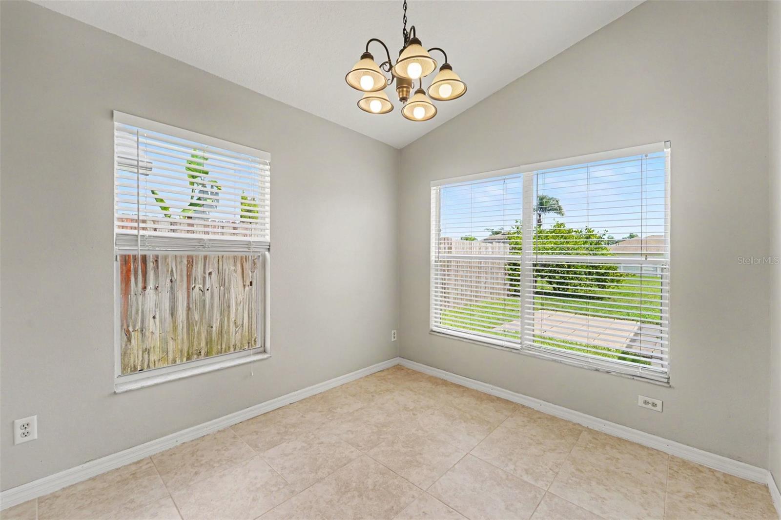 22901 Hawk Hill Loop Property Photo 16
