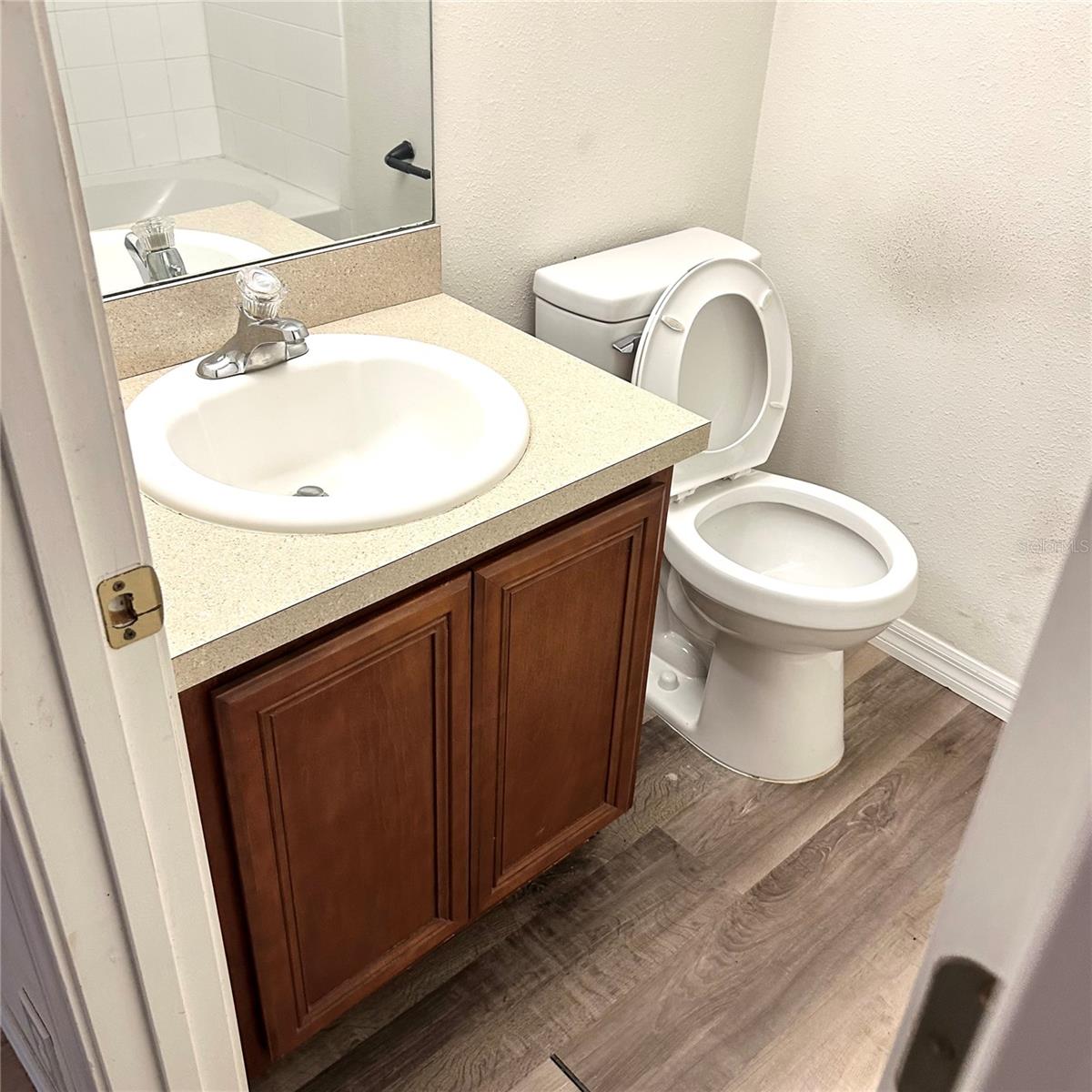 2568 Hidden Cove Ln Property Photo 14