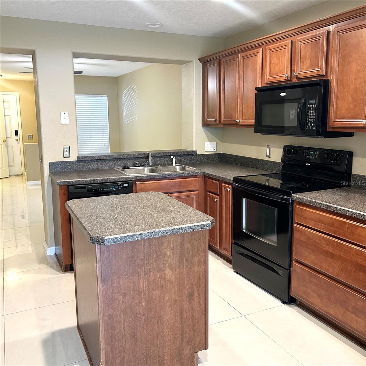 2568 Hidden Cove Ln Property Photo 23