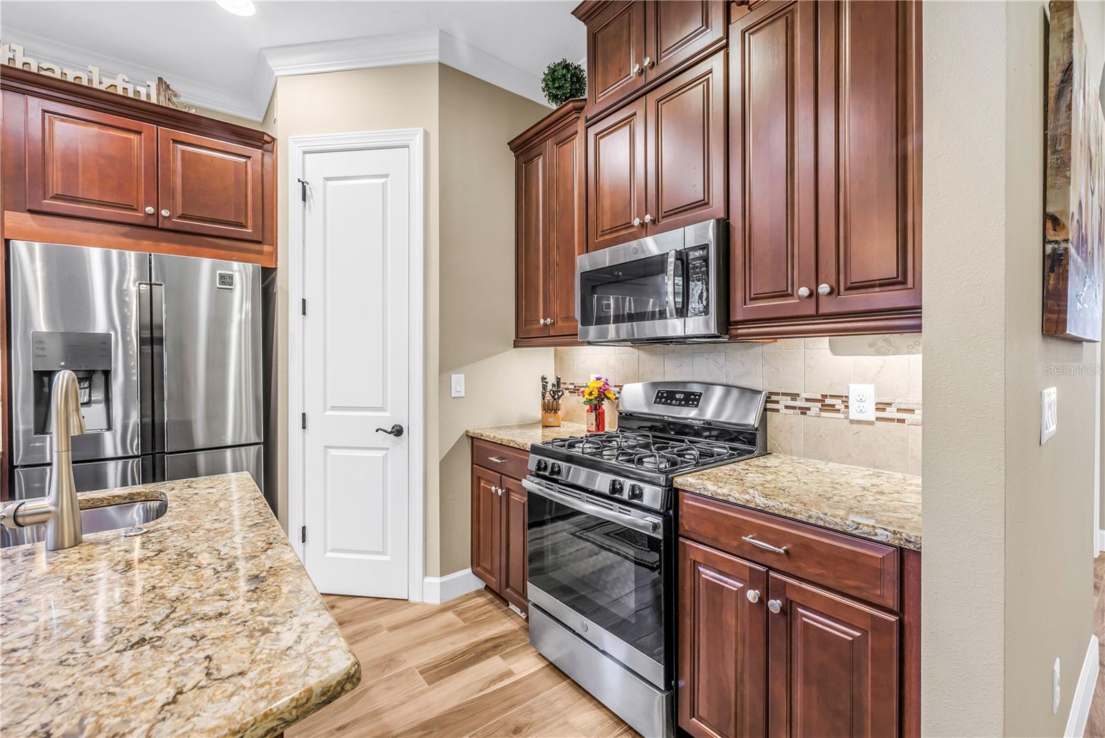 9912 Batchelder Ter Property Photo 8