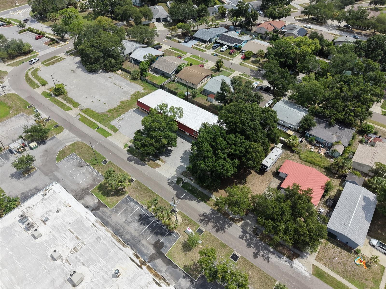 3563 Cypress Ter N Property Photo 2