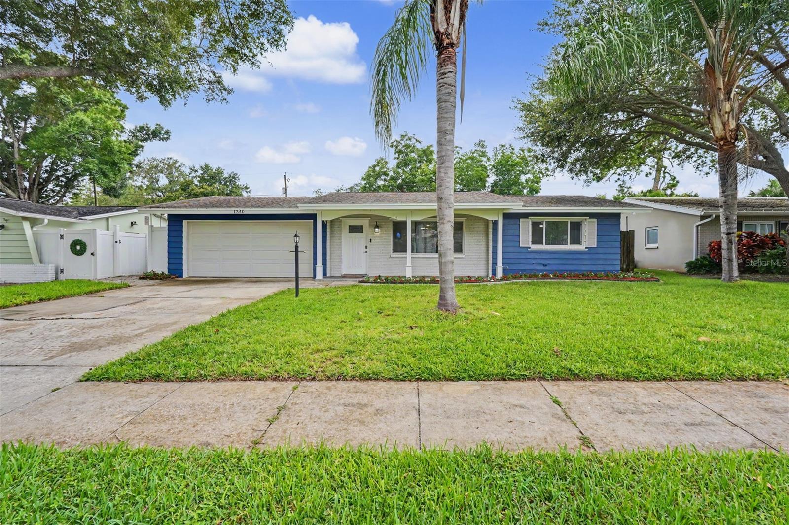 1340 Williams Dr Property Photo 1