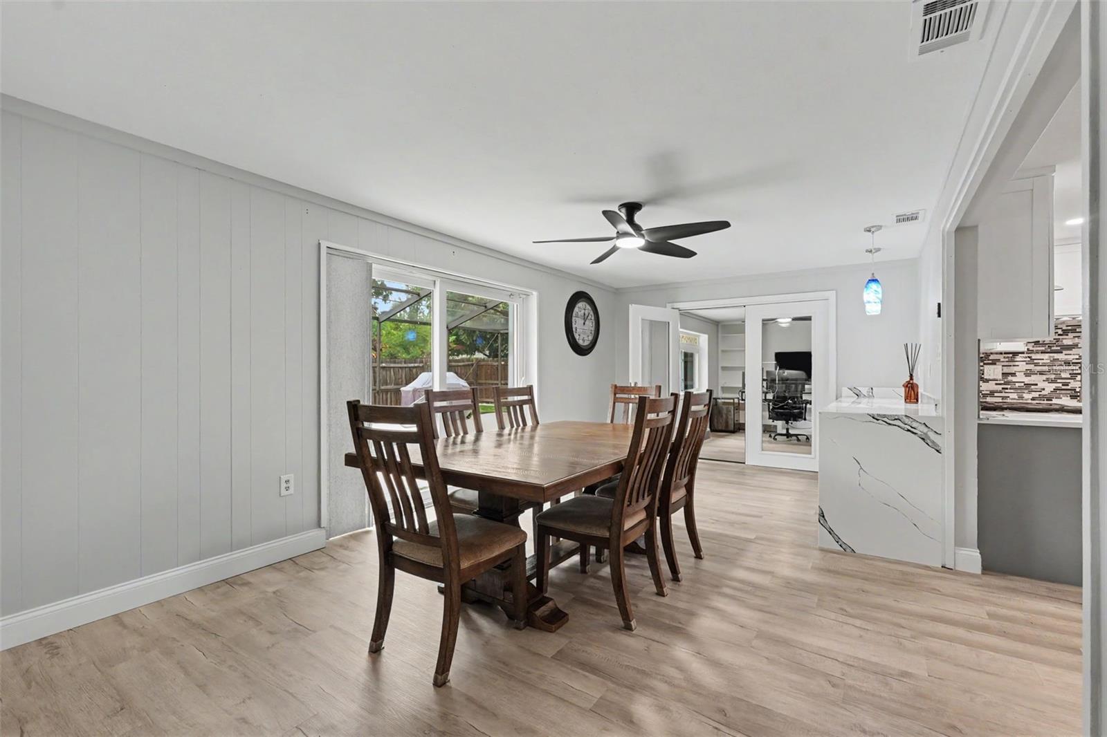 1340 Williams Dr Property Photo 18