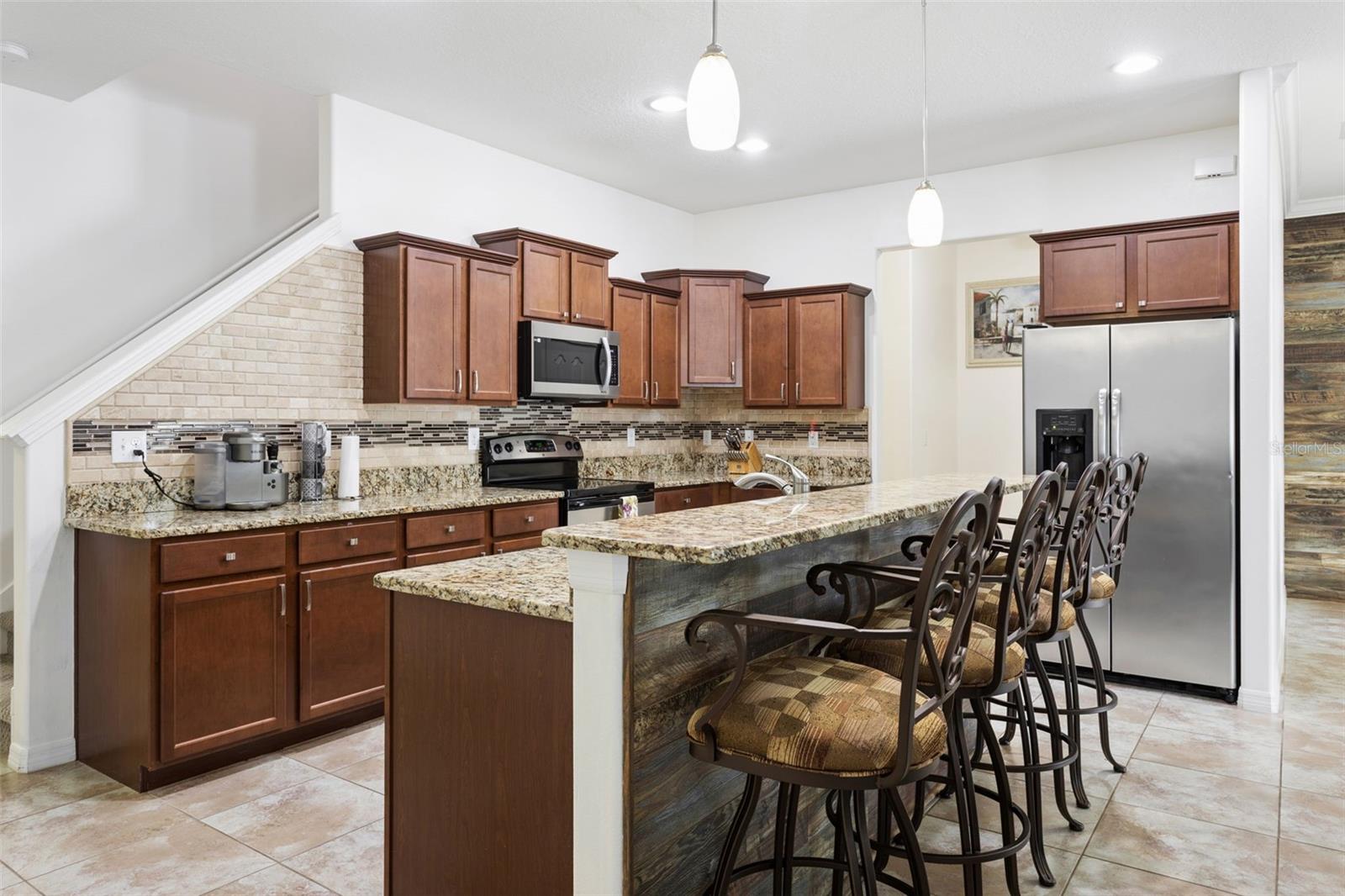 20220 Pond Apple Ln Property Photo 4