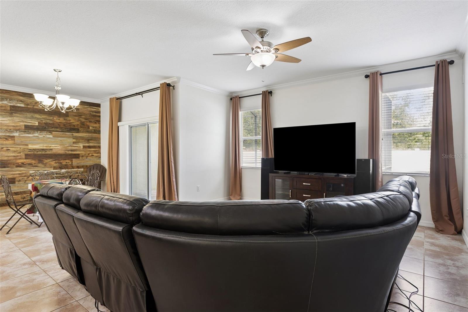 20220 Pond Apple Ln Property Photo 8