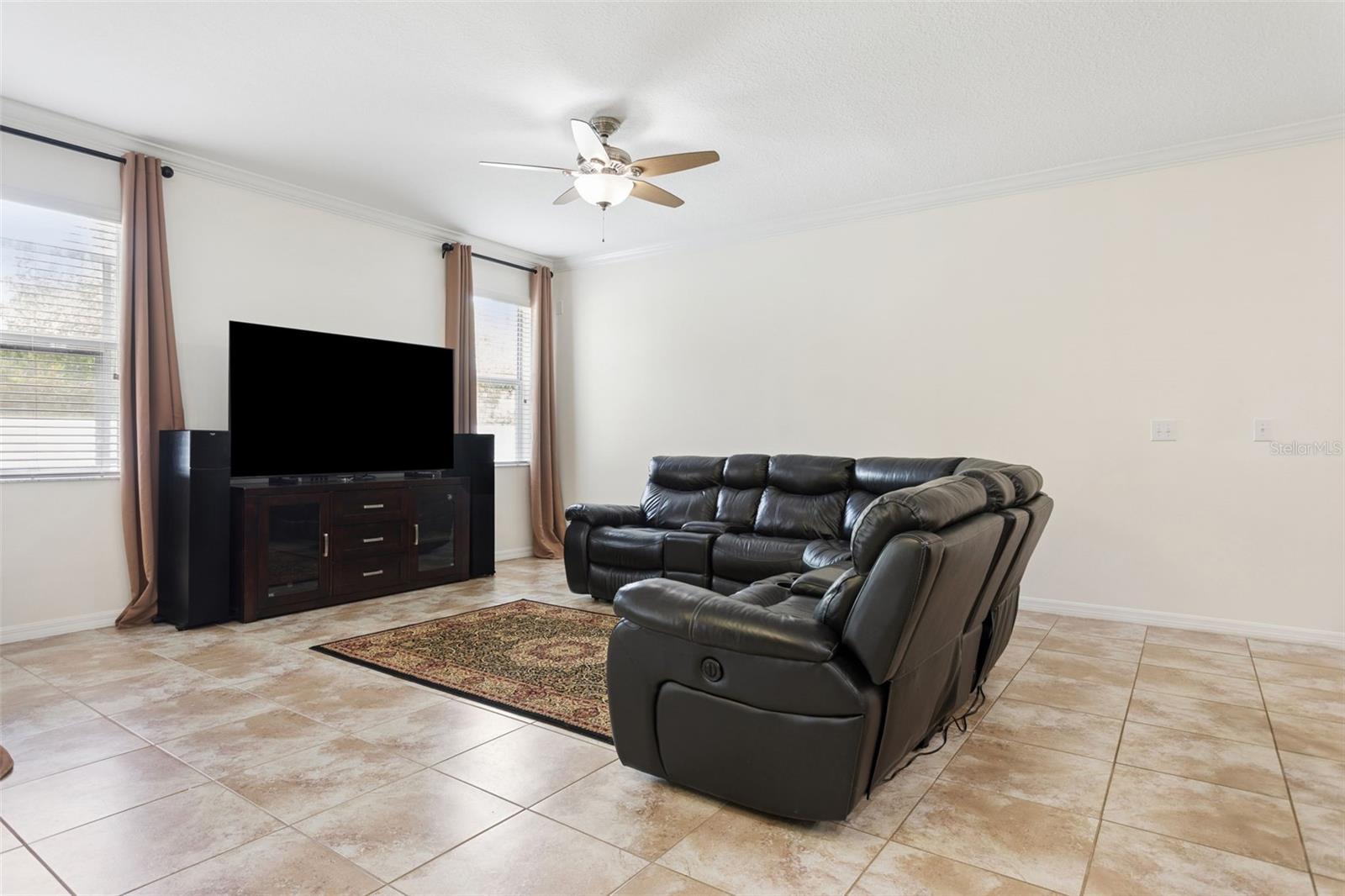 20220 Pond Apple Ln Property Photo 9