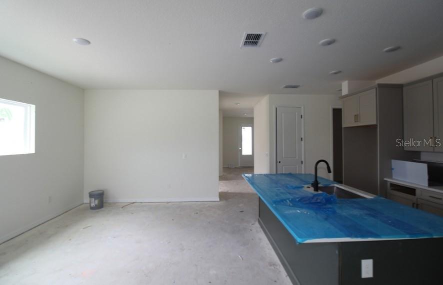 5713 Coopers Hawk Ct Property Photo 7