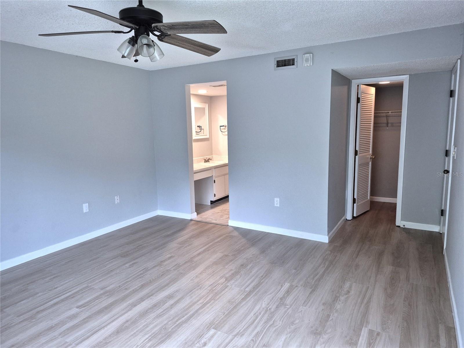 222 Caryl Way Property Photo 33