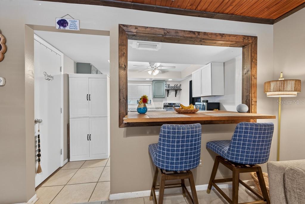10081 60th Ct N Property Photo 7