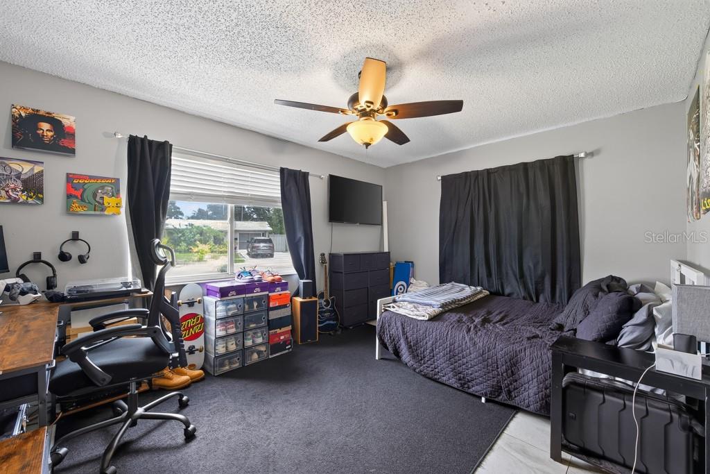 10081 60th Ct N Property Photo 23