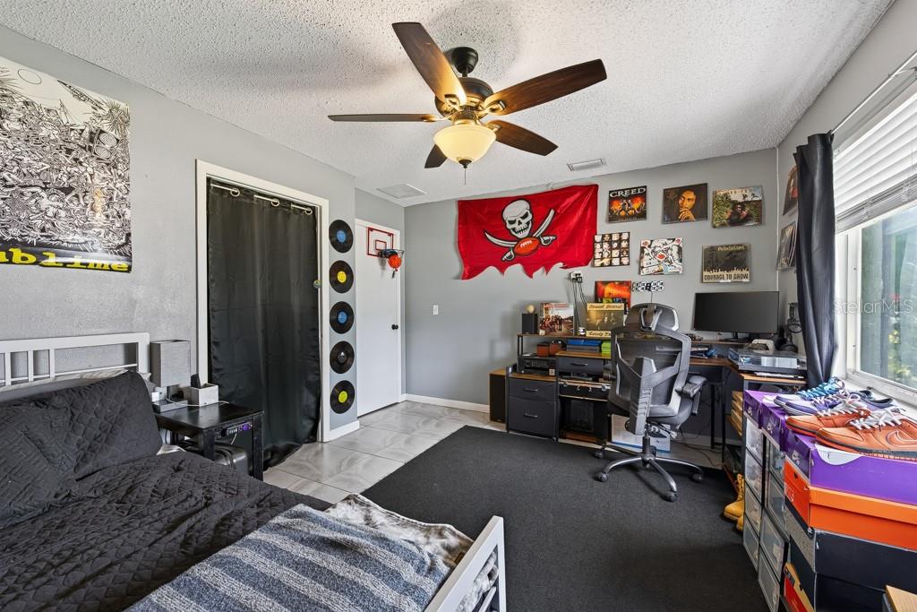 10081 60th Ct N Property Photo 25