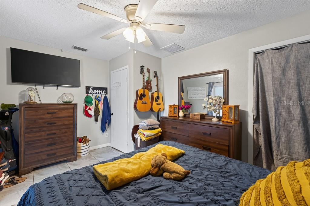 10081 60th Ct N Property Photo 28