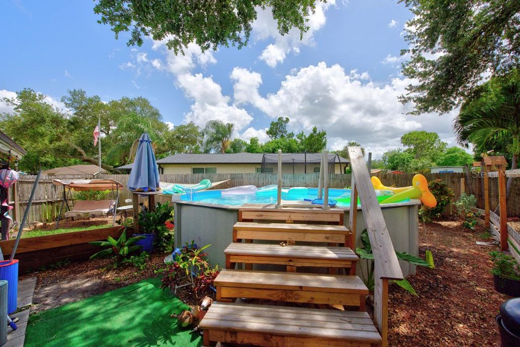 10081 60th Ct N Property Photo 36
