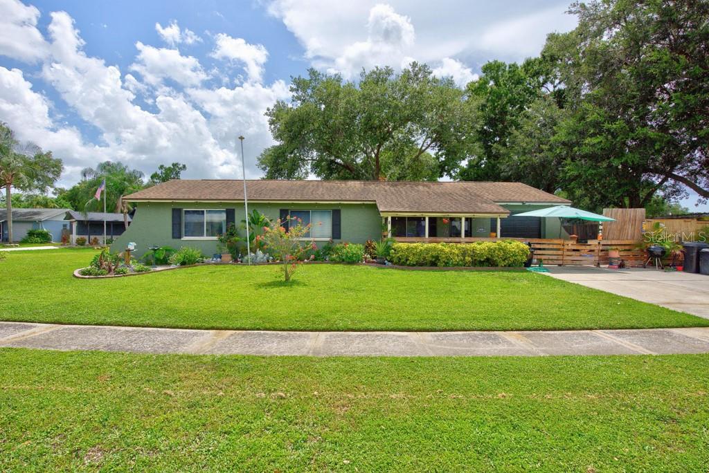 10081 60th Ct N Property Photo 47
