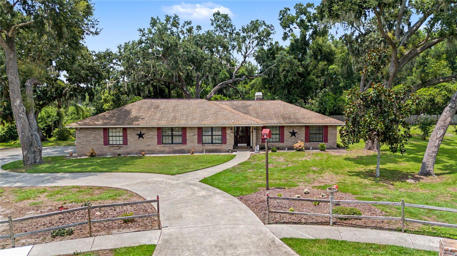 3901 Buttonwood Ct Property Photo 1