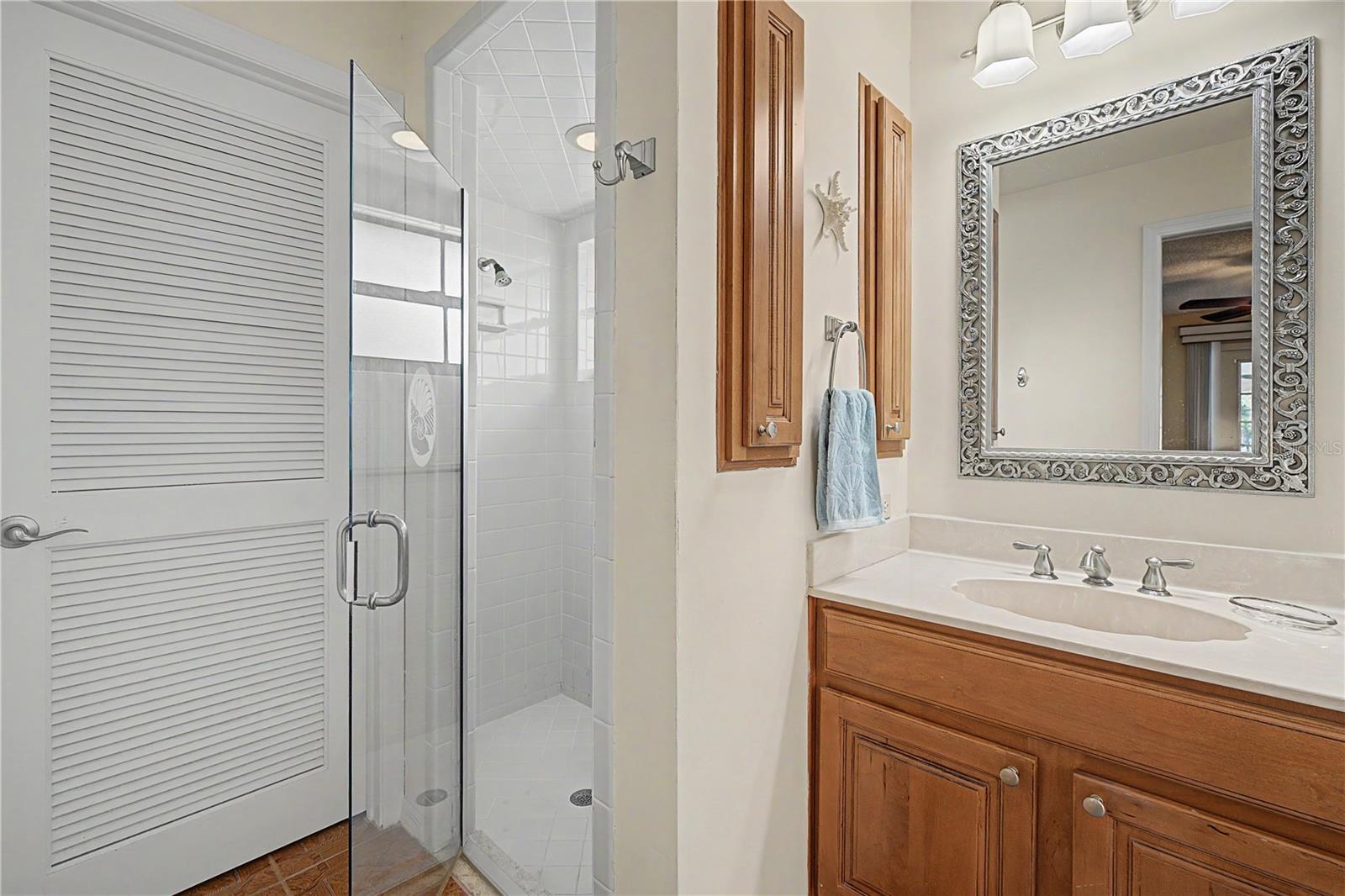 3901 Buttonwood Ct Property Photo 24
