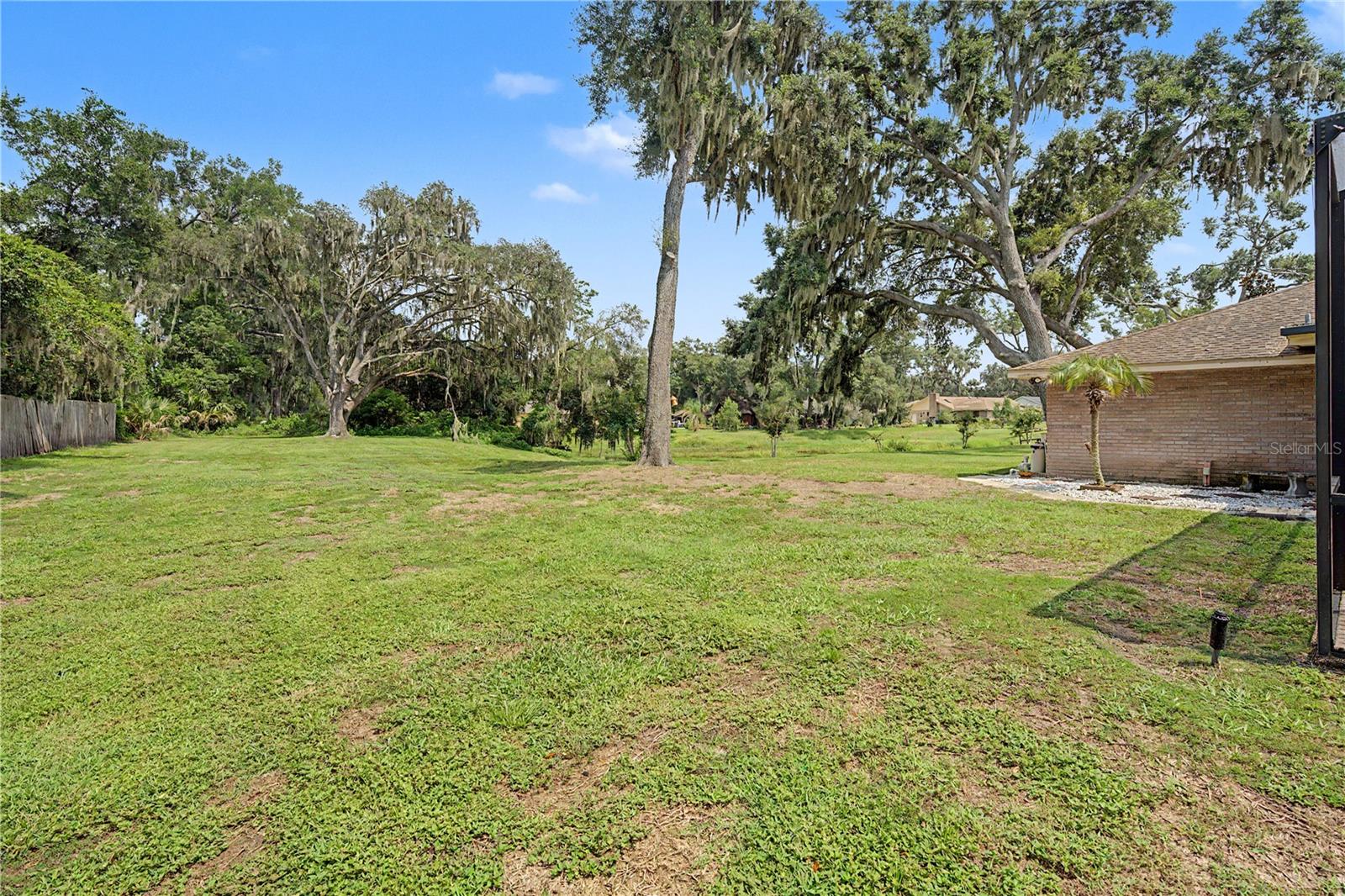 3901 Buttonwood Ct Property Photo 46