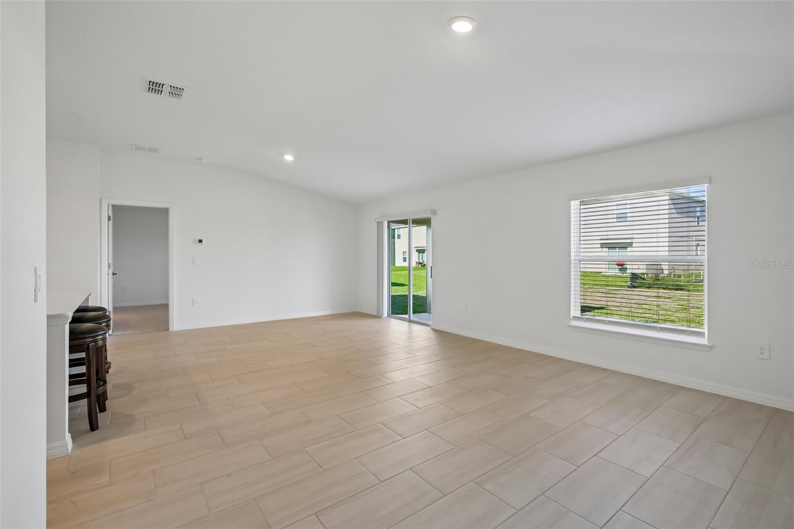 15005 Emerson Field St Property Photo 11