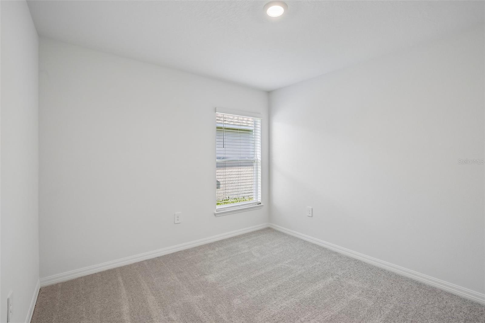 15005 Emerson Field St Property Photo 20