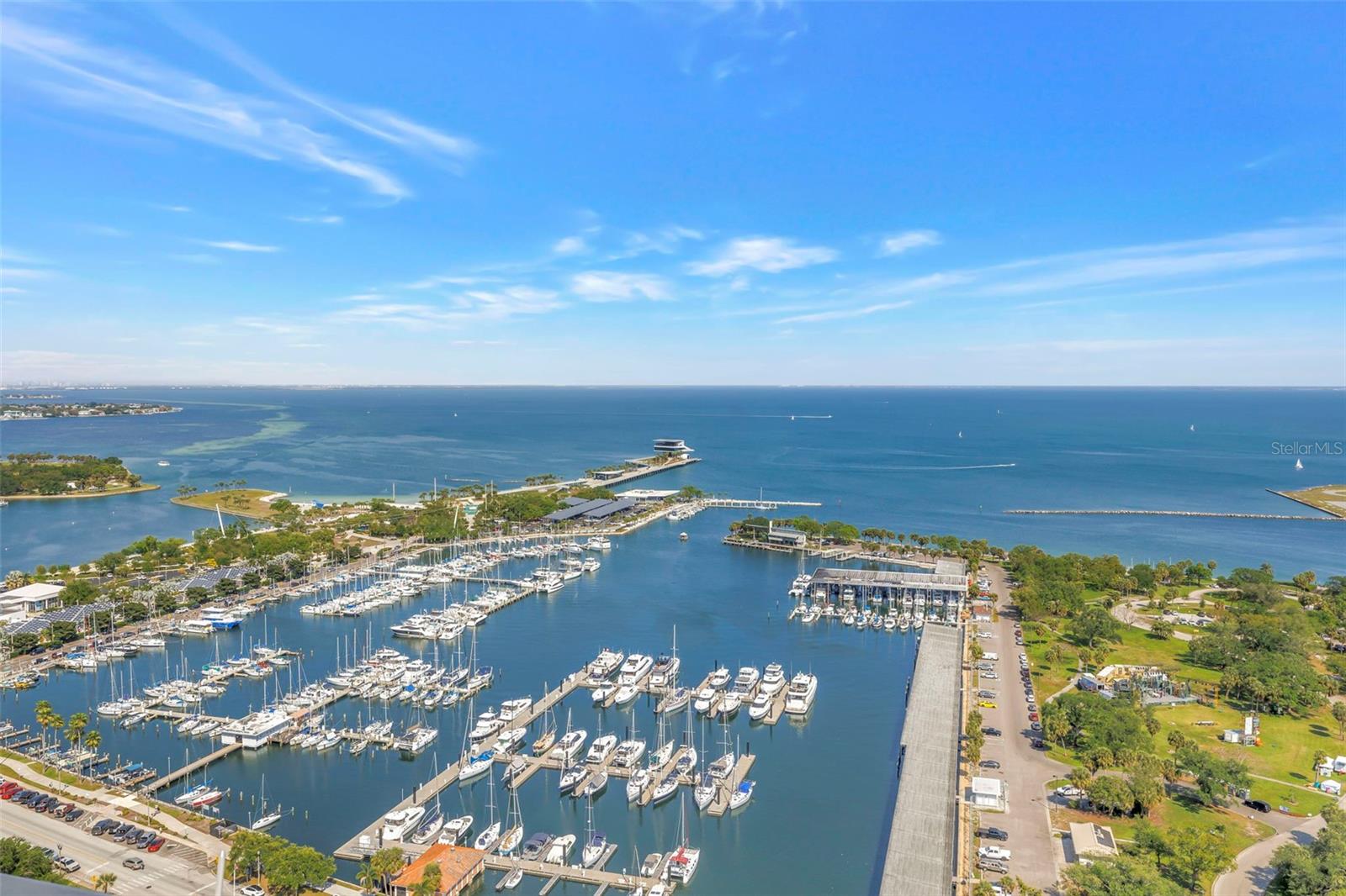 1 BEACH DR SE #1907