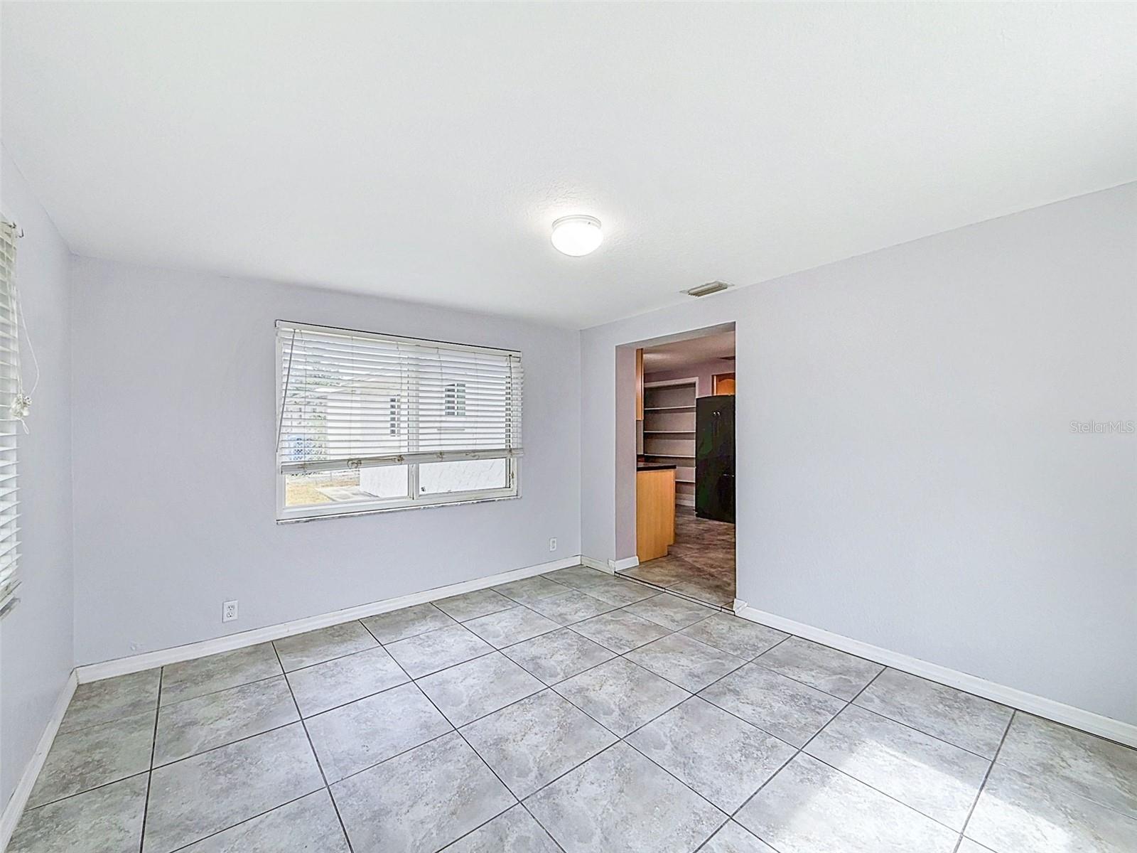 4925 Beacon Hill Dr Property Photo 22