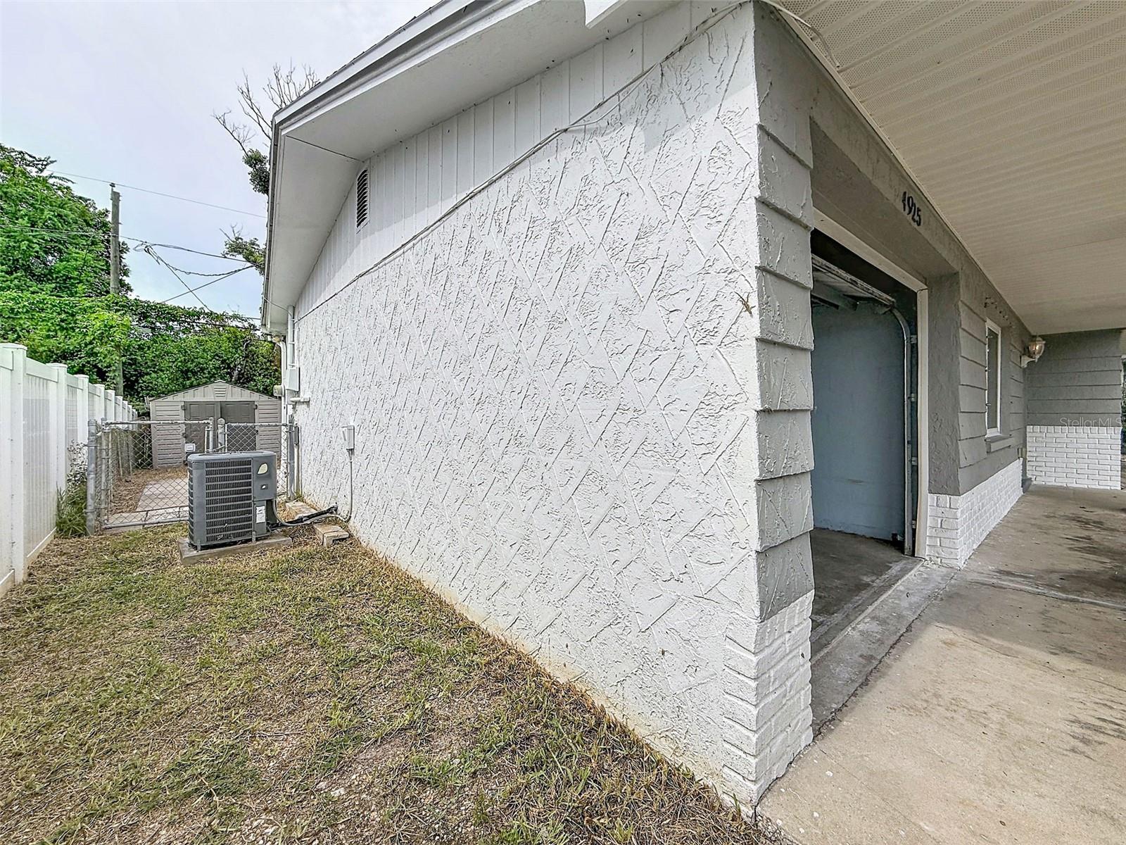4925 Beacon Hill Dr Property Photo 44