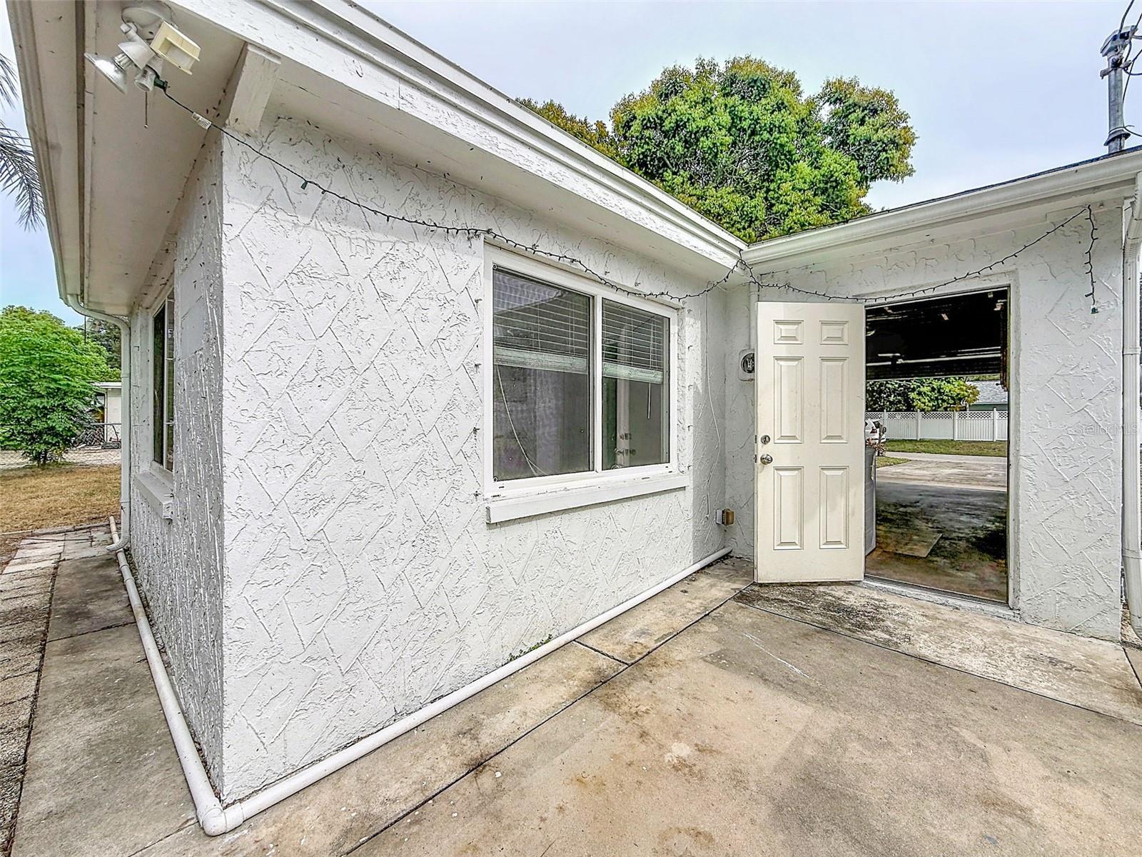 4925 Beacon Hill Dr Property Photo 46